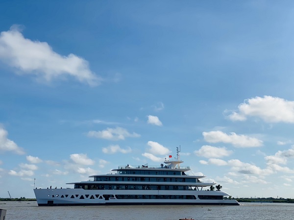 CHẠY THỬ ĐƯỜNG DÀI DU THUYỀN ELITE OF THE SEAS