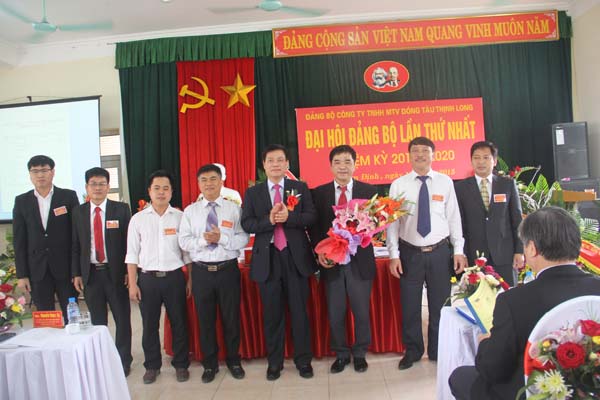 Ngày 19 - 20/3/2015 Công ty TNHH MTV Đóng tàu Thịnh Long (Thinh Long shipyard) long trọng tổ chức Đại hội Đảng bộ Công ty lần thứ nhất nhiệm kỳ 2015 – 2020. Ngày 19 - 20/3/2015 Công ty TNHH MTV Đóng tàu Thịnh Long (Thinh Long shipyard) long trọng tổ chức Đại hội Đảng bộ Công ty lần thứ nhất nhiệm kỳ 2015 – 2020.
