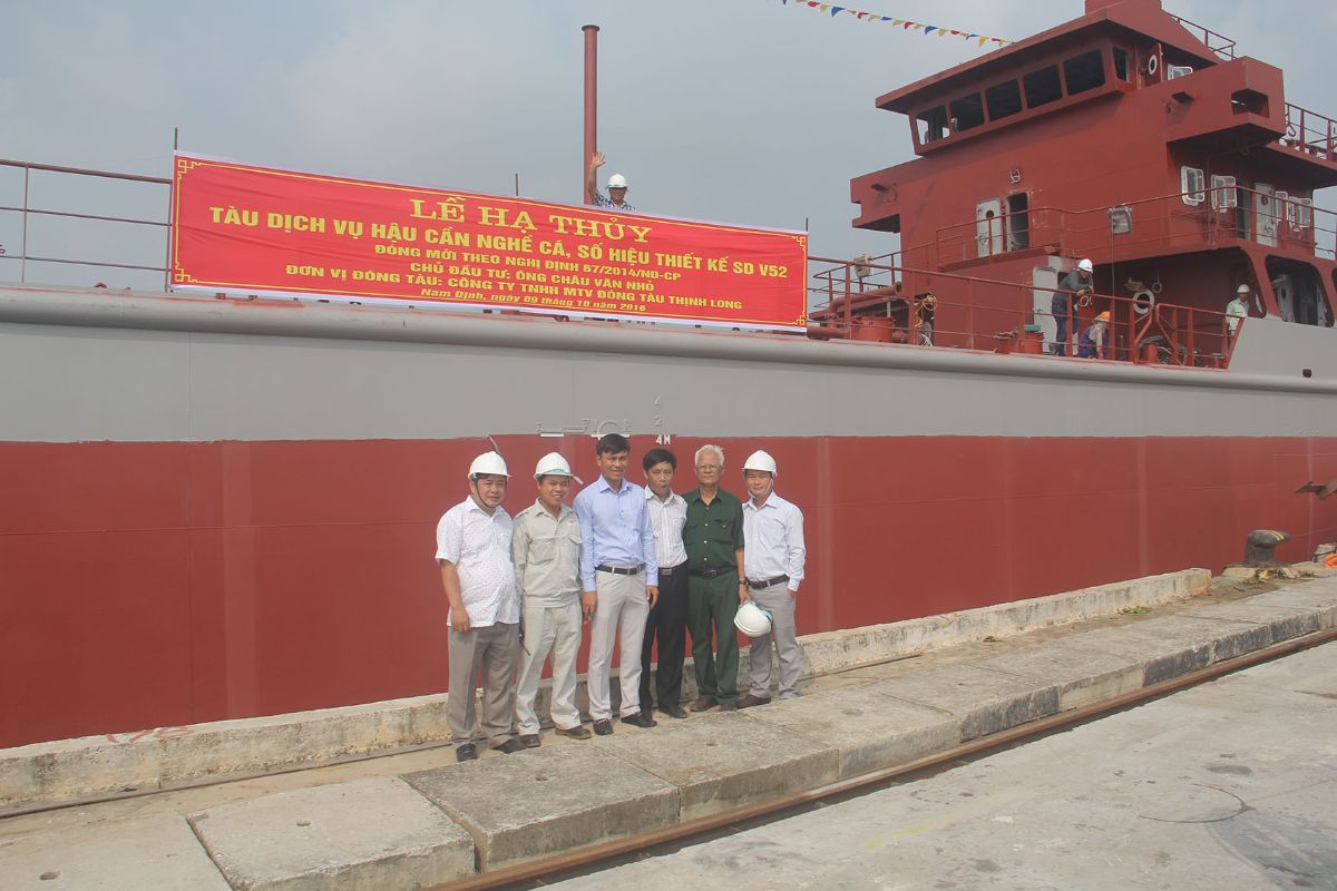 Hạ thủy tàu dịch vụ hậu cần ký hiệu thiết kế SDV52 (TL25) tại triền đà 6500DWT Hạ thủy tàu dịch vụ hậu cần ký hiệu thiết kế SDV52 (TL25) tại triền đà 6500DWT