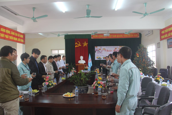 Công ty TNHH MTV Đóng tàu Thịnh Long long trọng tổ chức lễ ra quân đầu năm Công ty TNHH MTV Đóng tàu Thịnh Long long trọng tổ chức lễ ra quân đầu năm