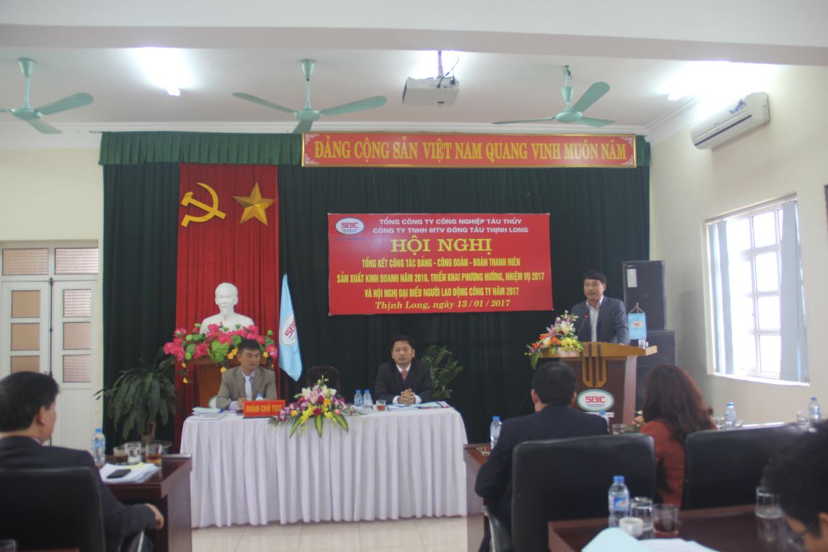 Công ty TNHH MTV Đóng tàu Thịnh Long long trọng tổ chức Hội nghị tổng kết công tác lãnh đạo thực hiện nhiệm vụ của Đảng bộ - Công đoàn - Đoàn thanh niên năm 2016 và triển khai phương hướng nhiệm vụ năm 2017 và Tổ chức Hội nghị người lao động năm 2017. Công ty TNHH MTV Đóng tàu Thịnh Long long trọng tổ chức Hội nghị tổng kết công tác lãnh đạo thực hiện nhiệm vụ của Đảng bộ - Công đoàn - Đoàn thanh niên năm 2016 và triển khai phương hướng nhiệm vụ năm 2017 và Tổ chức Hội nghị người lao động năm 2017.